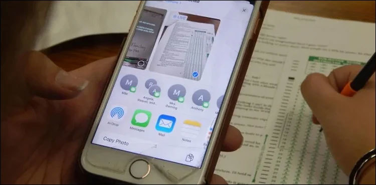 Matric exams: Sindh govt bars examiners from using mobile phones