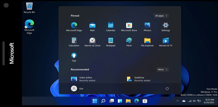 WATCH: Student runs Windows 11 on an old Windows Phone