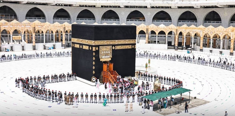 Saudi Arabia allows 'full attendance' at Khana-e-Kaaba, Masjid-e-Nabvi PBUH