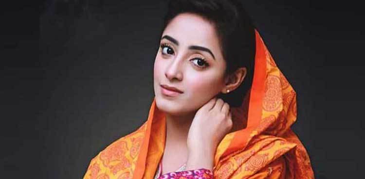 Sanam Chaudhry deletes all her pictures from Instagram