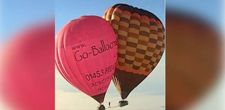 WATCH: UK man walks between two hot air balloons at 21,400m