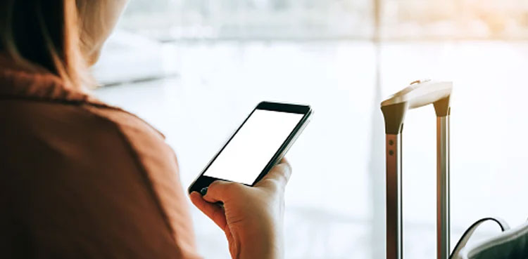 No, you can't use smartphone on Peshawar airport premises