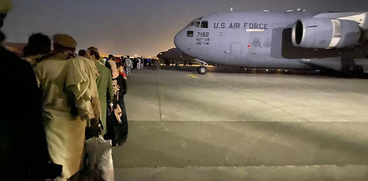Afghans told to leave Kabul airport over 'very credible' terror threat