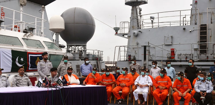 Pakistan Navy, PMSA rescue crew members of vessel stranded off Karachi coast