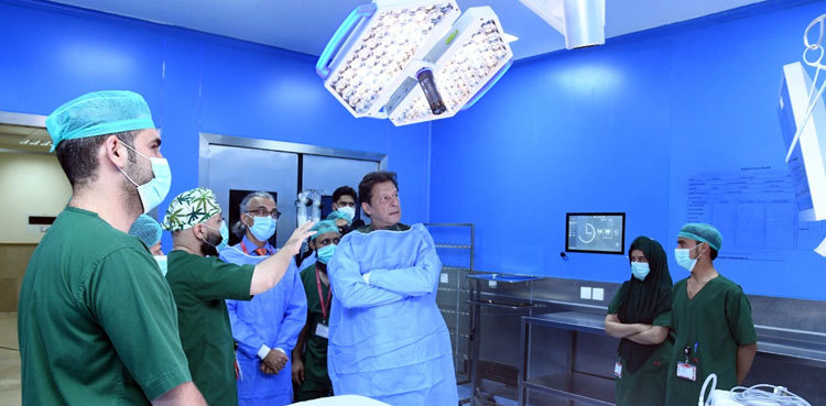 PM visits SKMCH Peshawar, asks for 'generous' donations
