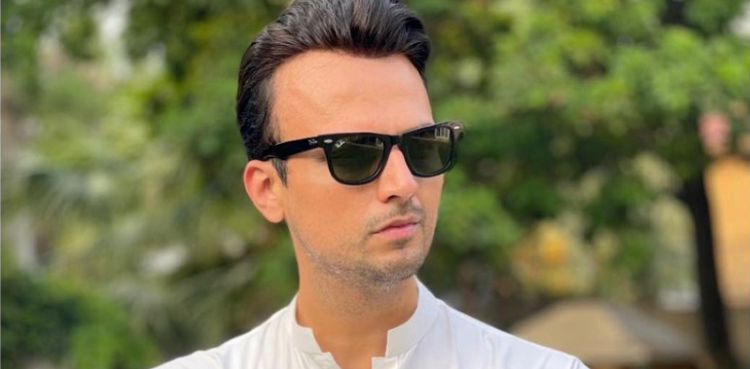 Usman Mukhtar joins star studded cast of ARY Digital's 'Sinf-e-Aahan'