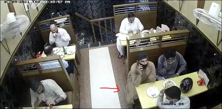Karachi robbers loot restaurant after having pulao, drinks