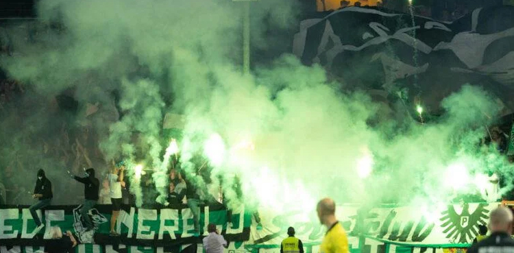 Riot injures 30 at football match in Germany