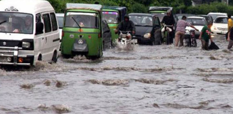 Heavy rain disrupts routine life in Lahore, other parts of Punjab