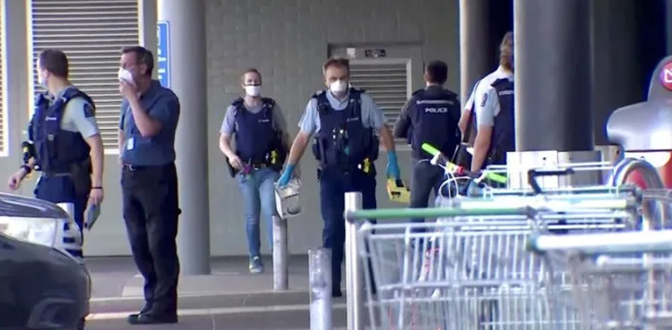 Police in New Zealand kill knife-wielding man who stabbed six in supermarket