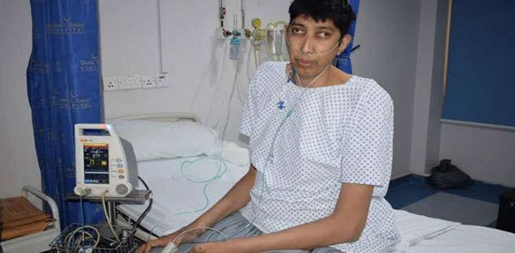 Govt to bear medical expenses of Pakistan's second tallest man