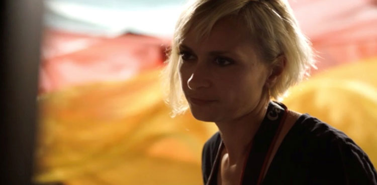 Prop gun in Alec Baldwin accidental movie set shooting had live rounds, police say