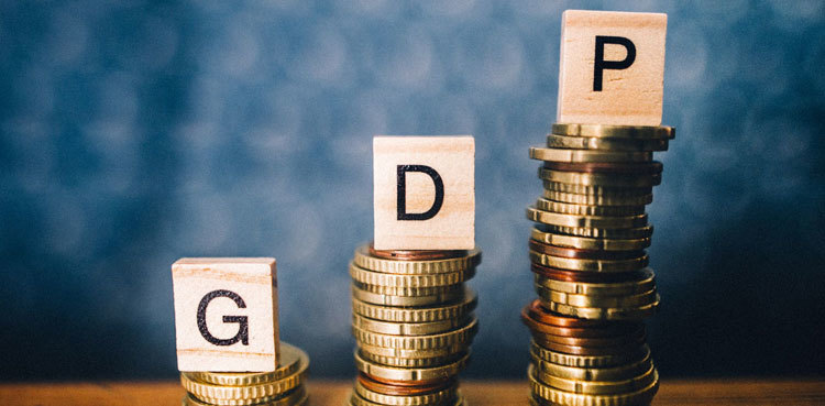 IMF projects Pakistan’s GDP to grow at 4pc in FY22