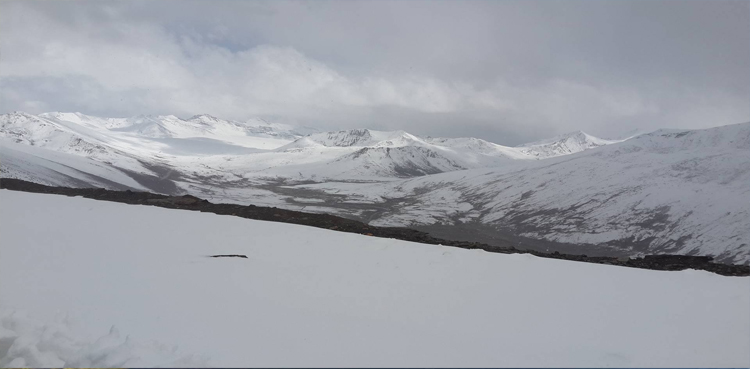Skardu receives first snowfall of season