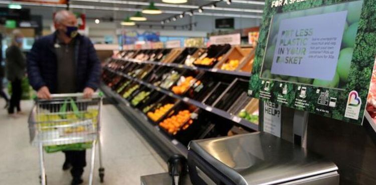 UK to ask supermarkets to cap prices of basic food items
