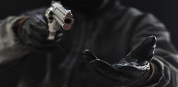 Doctor killed over resisting dacoits in Karachi