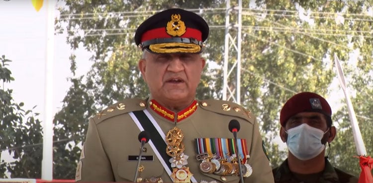 COAS Qamar Javed Bajwa visits Lahore Corps' headquarters: ISPR