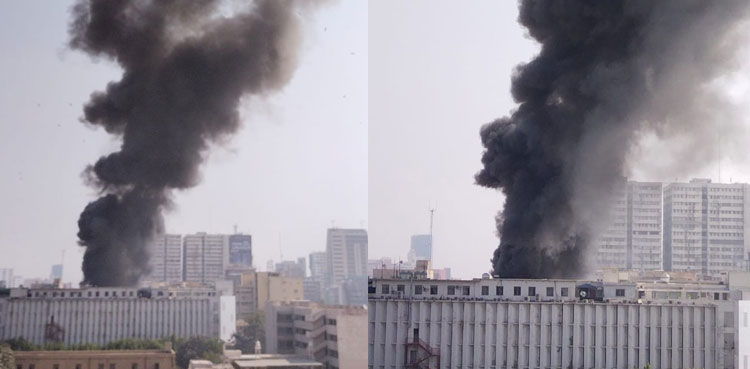 Video: Fire breaks out at telephone exchange on II Chundrigar road