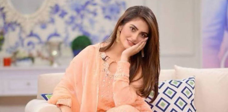 Hiba Bukhari's reply to a fan about marriage goes viral