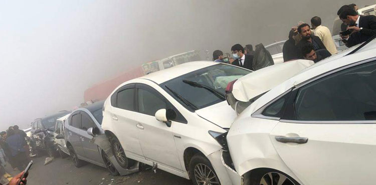 22 injured as dozens of vehicles pile up on motorway in Sheikhupura