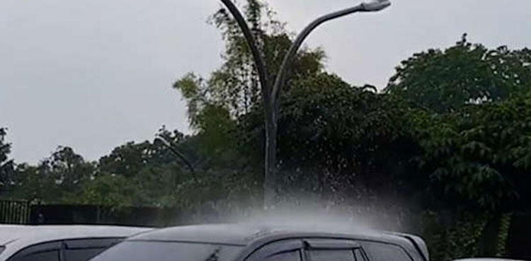 Viral video: Rain lashes on just one vehicle in Indonesia
