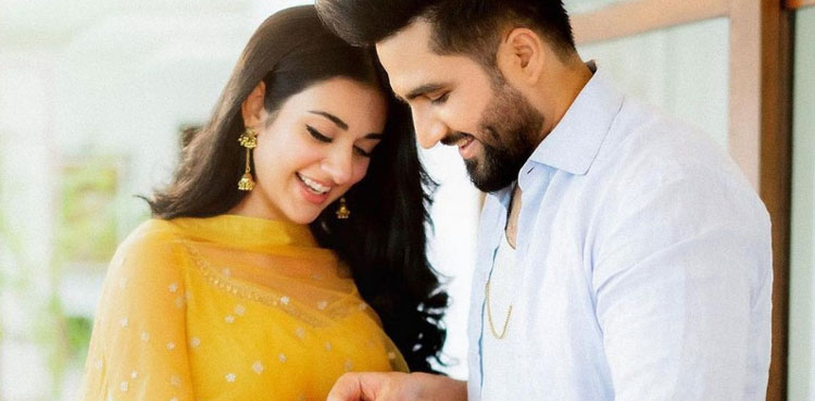 Sarah Khan and Falak Shabir in Turkey, pictures go viral