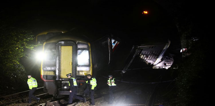 Train collision in southwest Britain injures several people