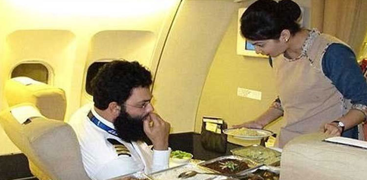 CAA bans in-flight meals amid Omicron upsurge