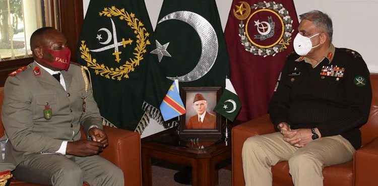 Commander of Terrestrial Army Congo meets COAS Bajwa