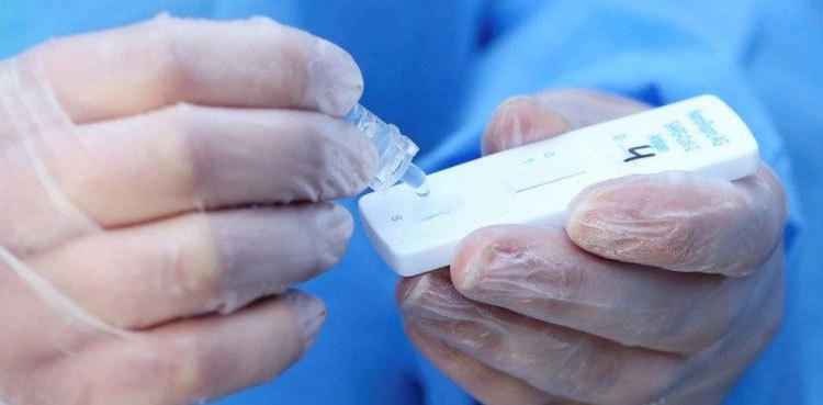 Two more passengers test positive for Covid at Karachi airport