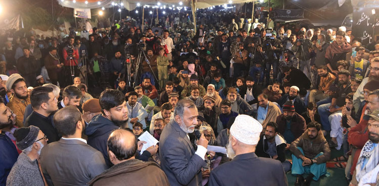 Anti-LG law sit-in: JI announces expanding protests to different parts of Sindh
