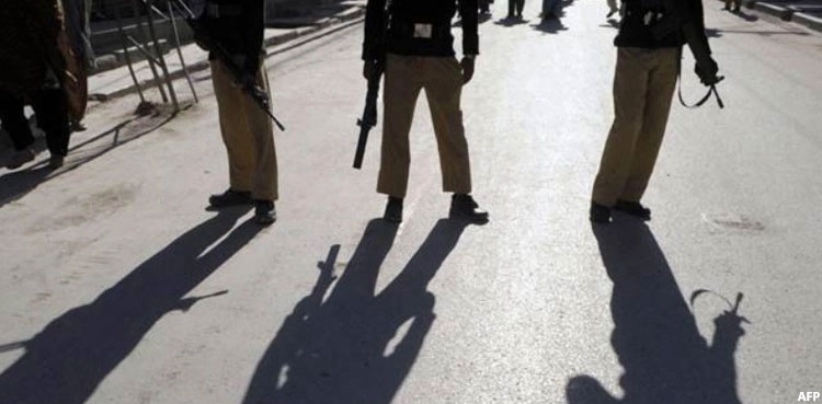 Dacoits involved in looting bank visitors nabbed after police encounter