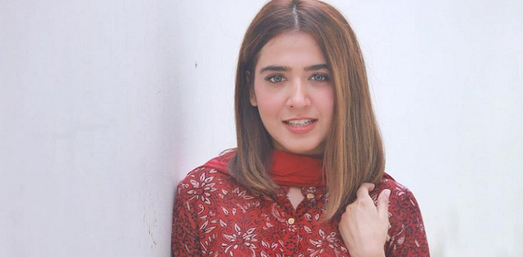 Mansha Pasha ups her style game with latest Instagram post