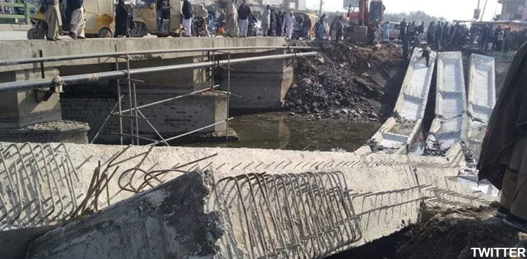 KP CM orders probe into collapse of Swabi-Mardan bridge