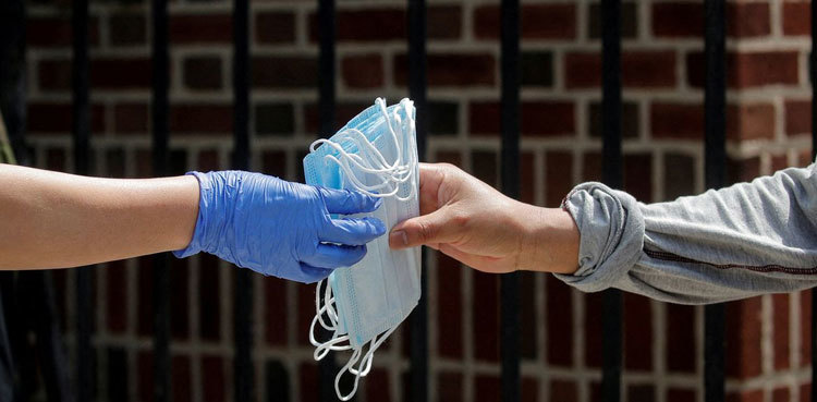 Explainer: Why you should still try to avoid catching Omicron