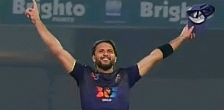 #PSL7: Shahid Afridi once again proves class, video goes viral