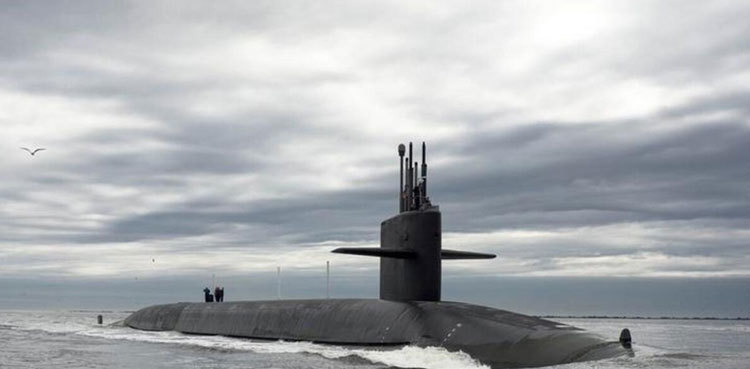 Russian warship chases off US sub near Pacific islands
