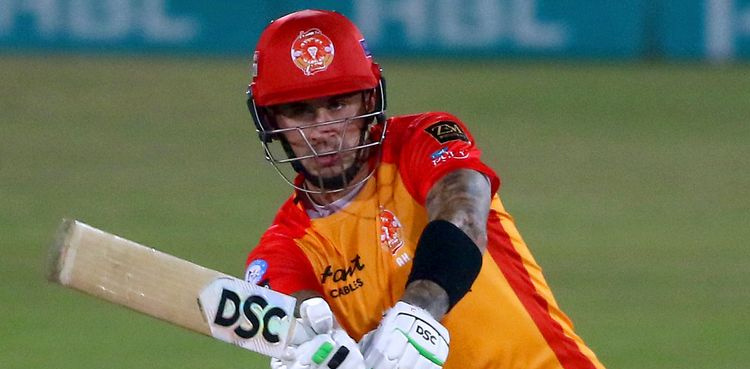 #PSL7: Alex Hales meets new friend in Lahore