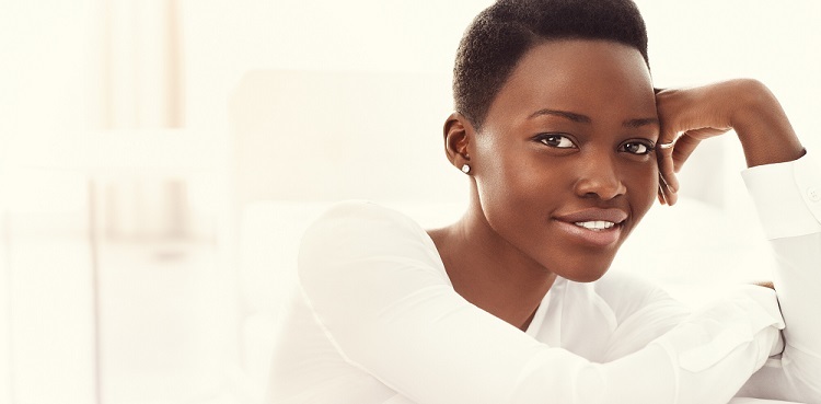 Lupita Nyong’o explores Karachi the 'desi' way