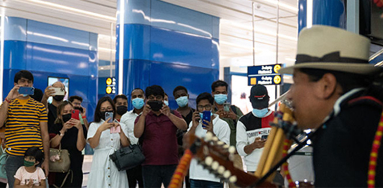 One-man-band performance turns heads at second Dubai Metro Music Festival