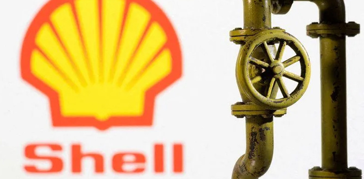 Ukraine war: Shell to withdraw from Russian oil and gas