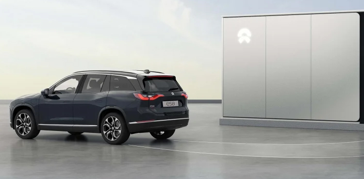 China plans swappable car batteries in electric drive