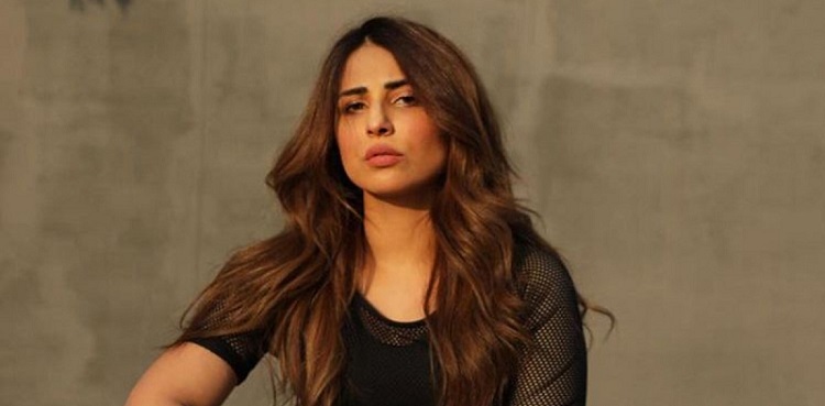 Ushna Shah set to share screen with her 'mother’s first-born'