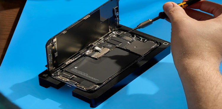 Apple launches first of its kind 'Self-service' repair store in US