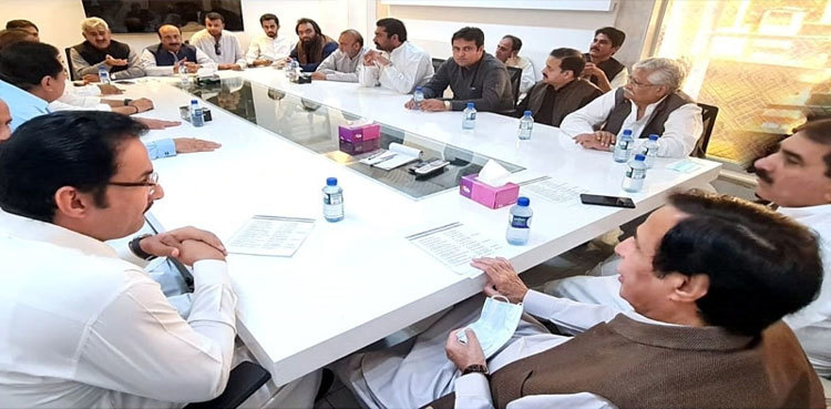 PTI's 'Chheena group' backs Chaudhry Pervaiz Illahi as CM Punjab