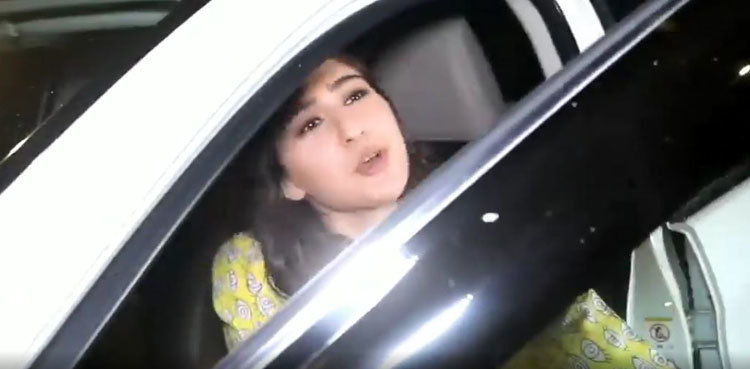 VIRAL: Sara Ali Khan gets angry on reporter; video goes viral