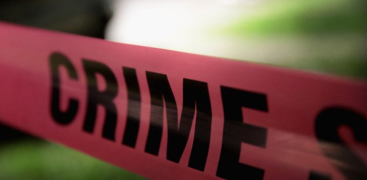 Govt officer tortured by unidentified men in Lahore