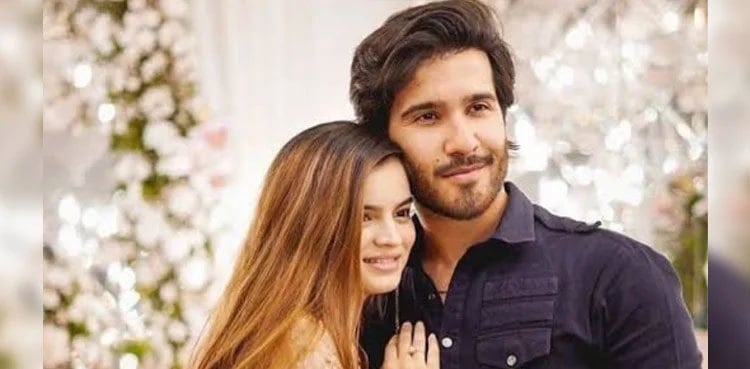 Feroze Khan's picture with wife Alizey Feroze goes viral