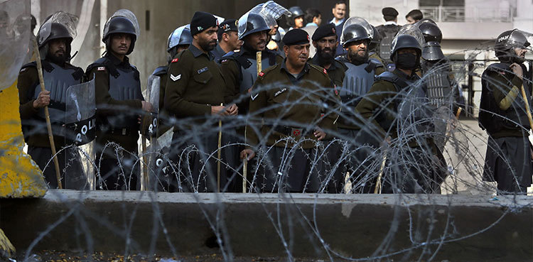 Center urges units for security personnel fearing PTI's long march - sources