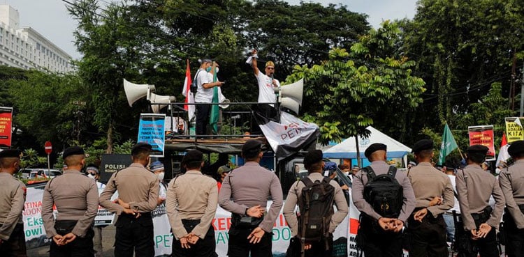 Indonesian police arrest dozens in anti-government protest